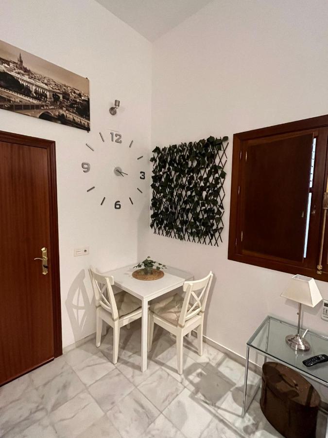 Elegant Duplex Isidoro *